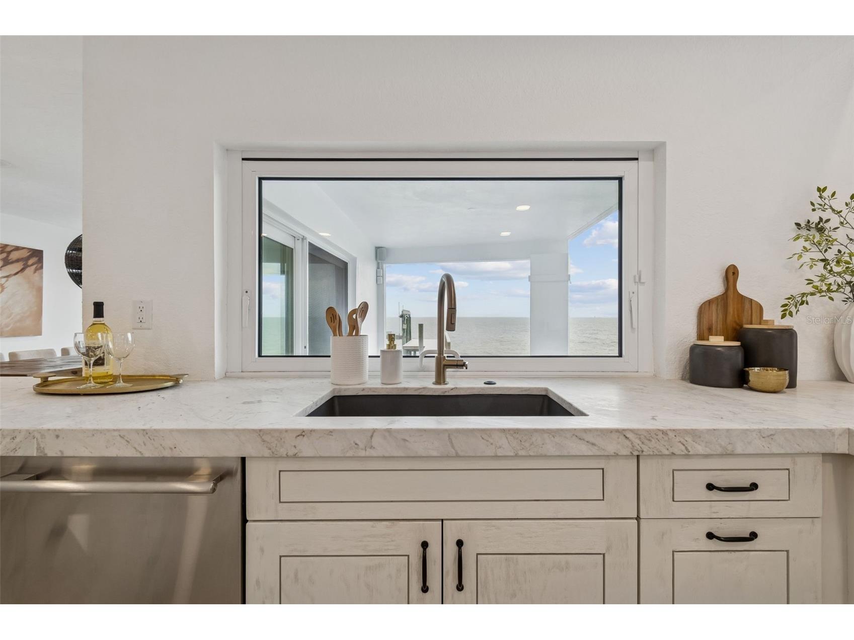 1936 Carolina Avenue NE Saint Petersburg FL 33703 TB8435895 image12