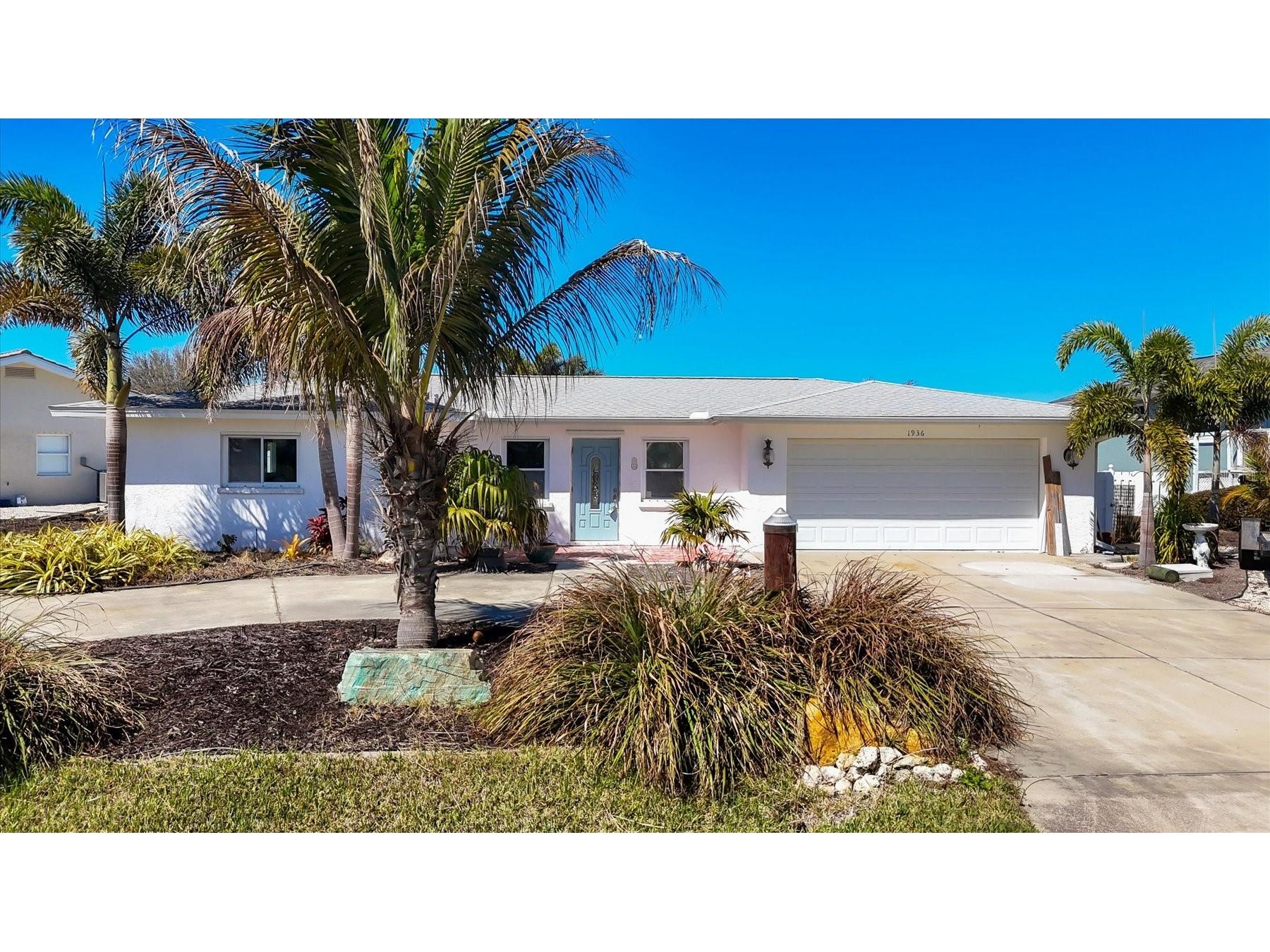 1936 Fairview Drive Englewood FL 34223 - FORKED CREEK A4683768 image1