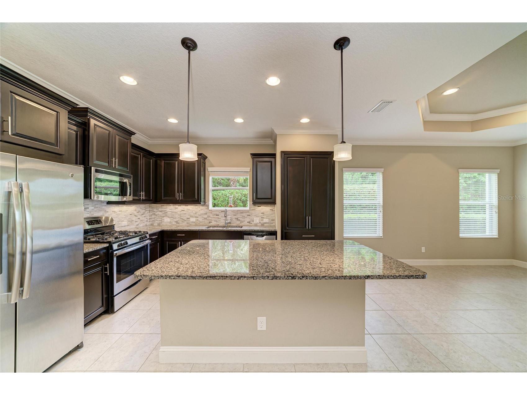 1936 Orange Lake Cove Bradenton FL 34211 A4692464 image15