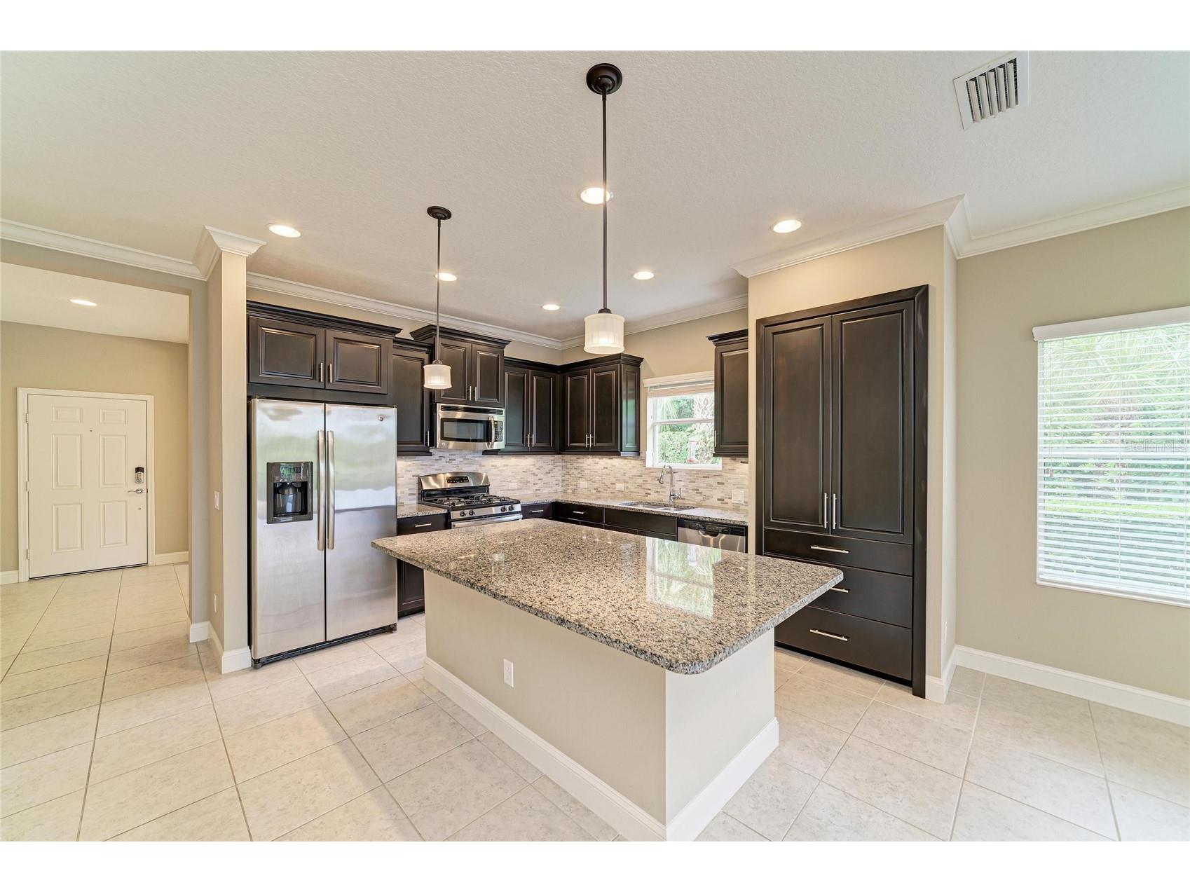 1936 Orange Lake Cove Bradenton FL 34211 A4692464 image18
