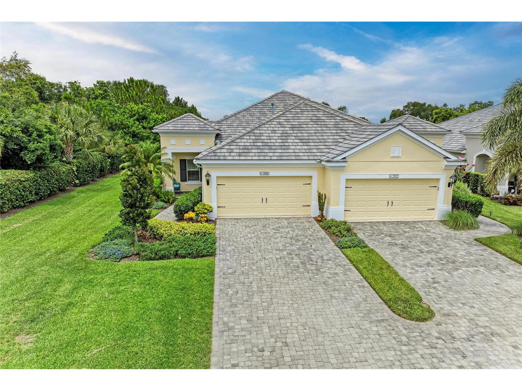 1936 Orange Lake Cove Bradenton FL 34211 A4692464 image46