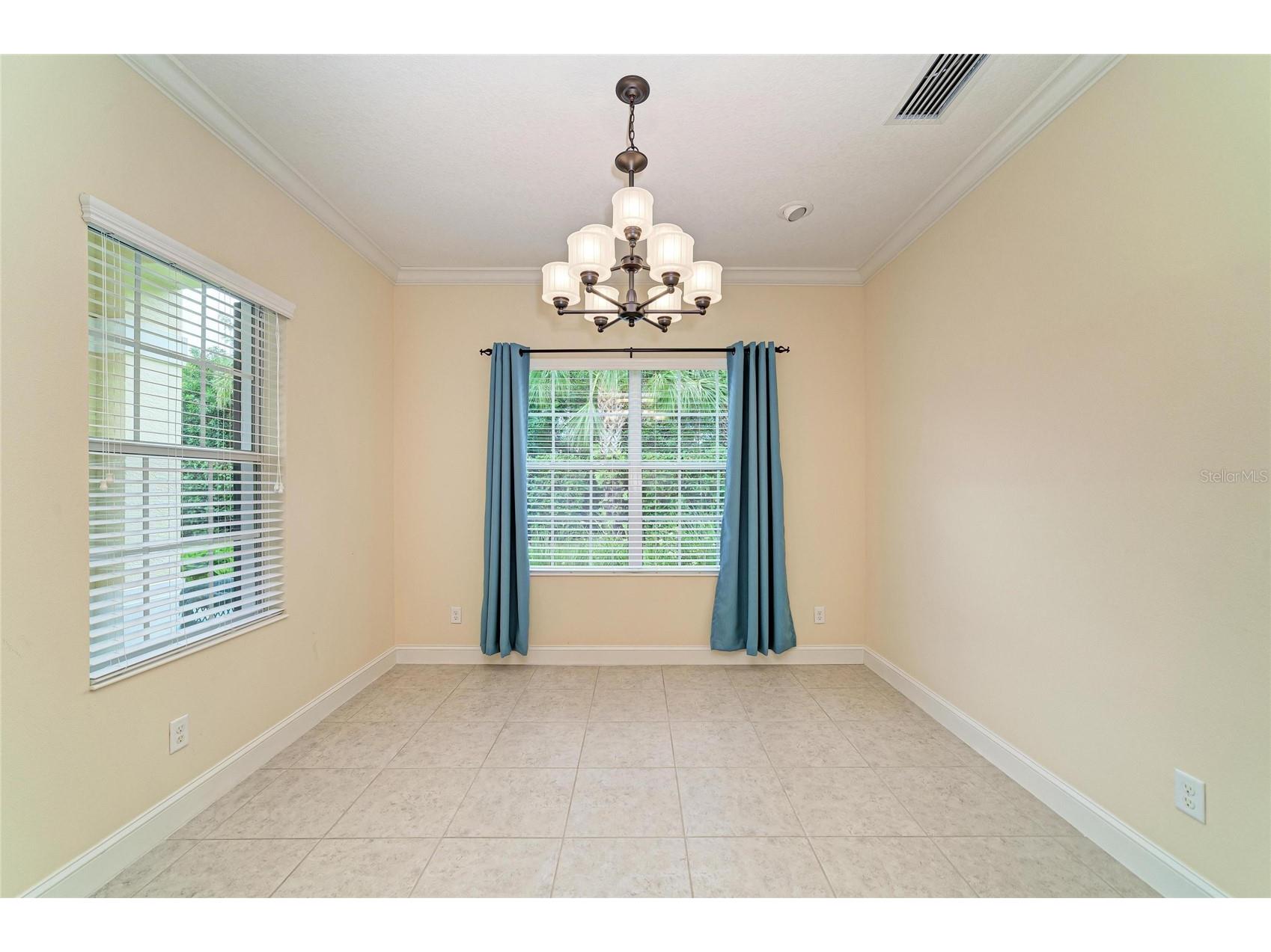 1936 Orange Lake Cove Bradenton FL 34211 A4692464 image7