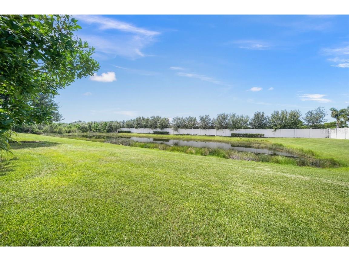 19369 Nearpoint Drive Venice FL 34292 A4657327 image40