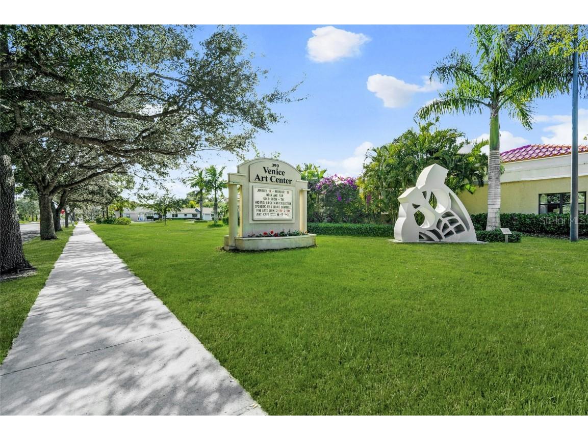 19369 Nearpoint Drive Venice FL 34292 A4657327 image48