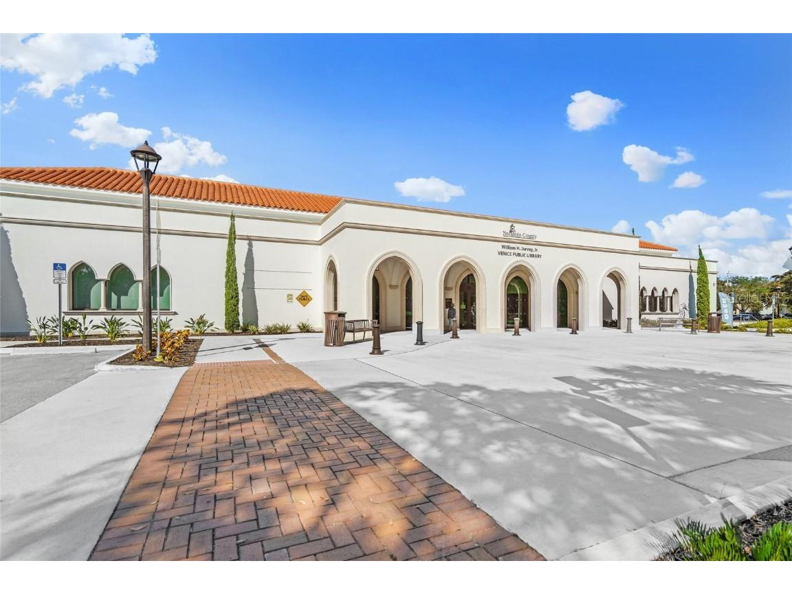 19369 Nearpoint Drive Venice FL 34292 A4657327 image49
