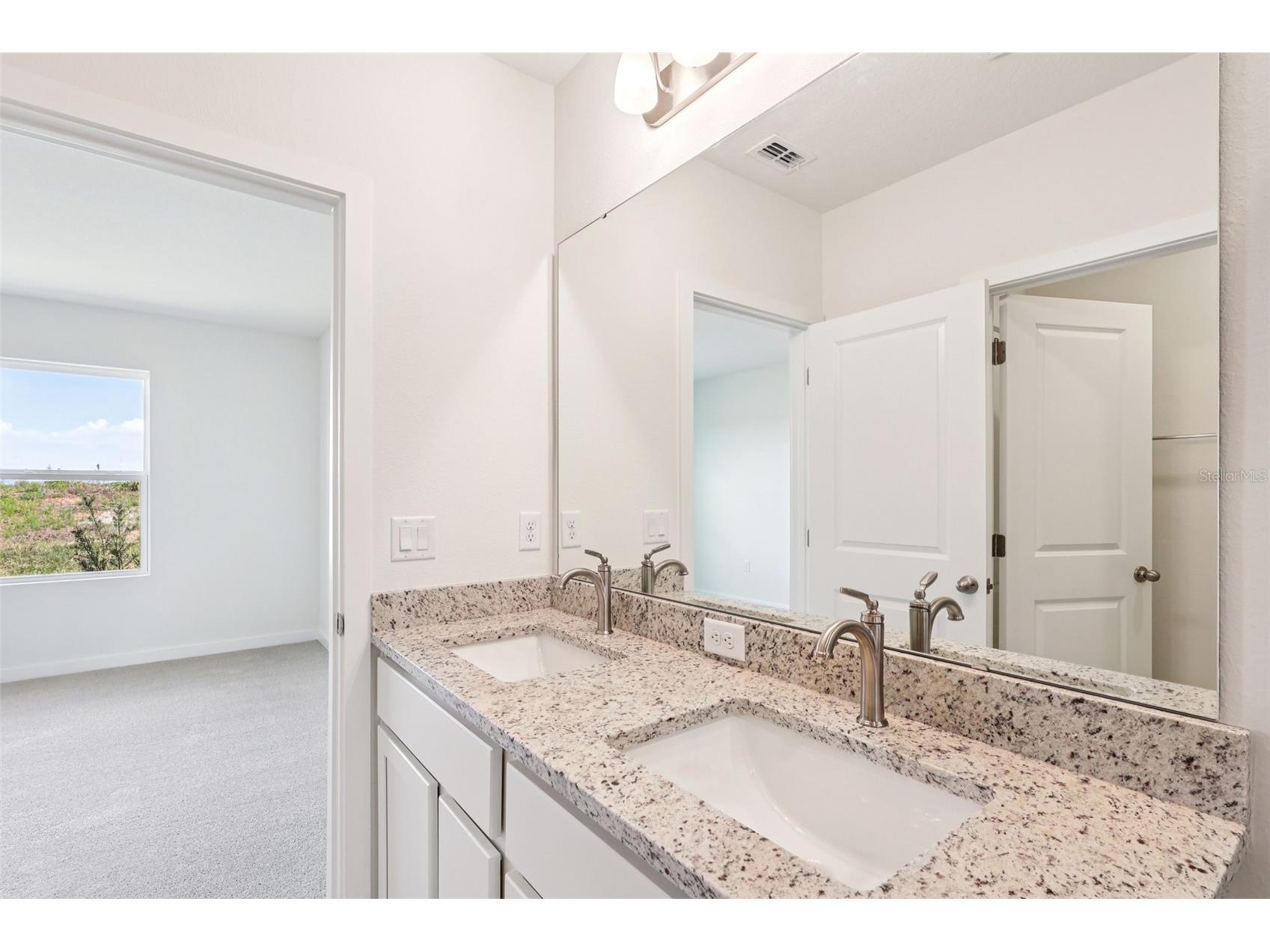 1937 Diamond Head Circle Haines City FL 33844 O6357968 image22