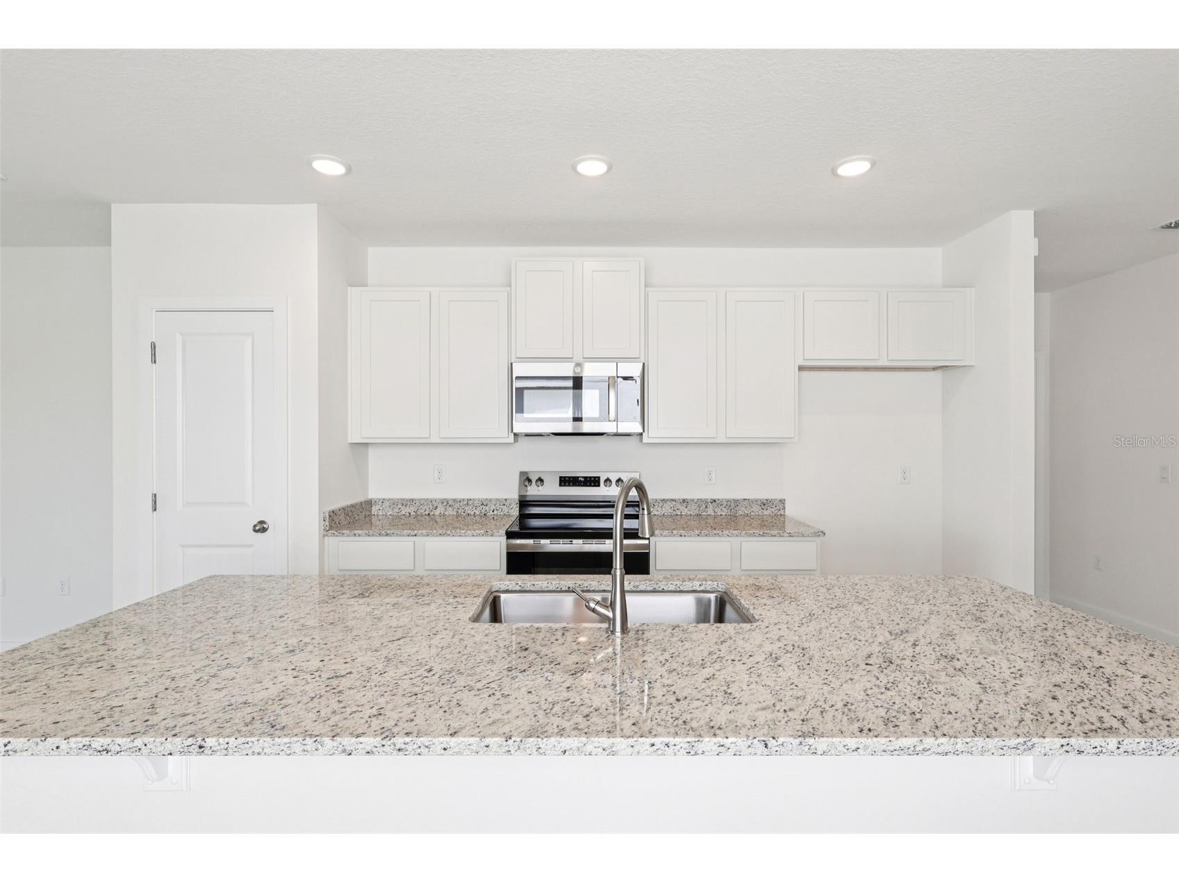 1937 Diamond Head Circle Haines City FL 33844 O6357968 image6