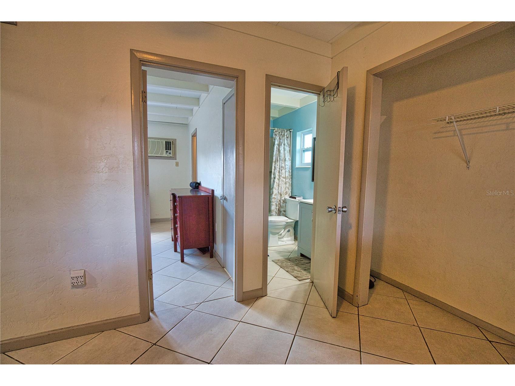 1937 Gold Avenue Sarasota FL 34235 N6142964 image32