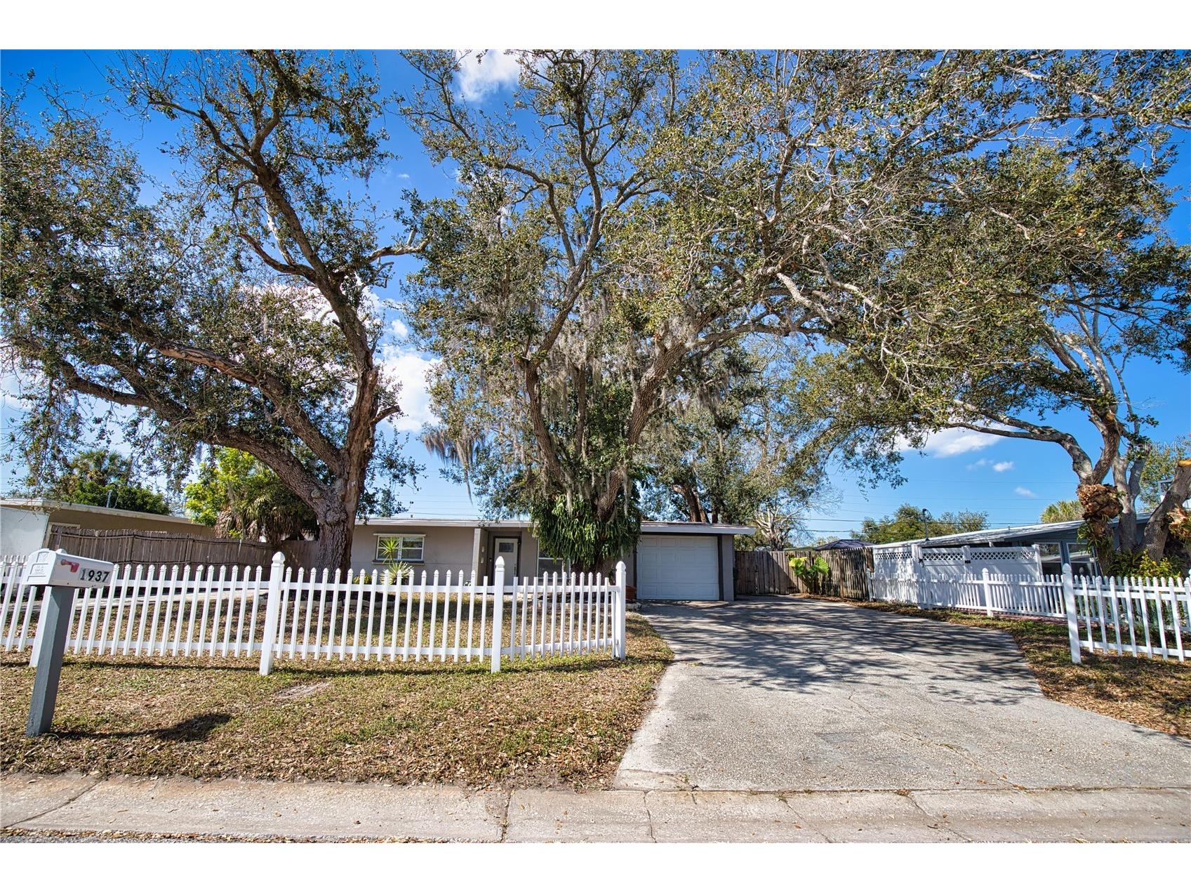 1937 Gold Avenue Sarasota FL 34235 N6142964 image6