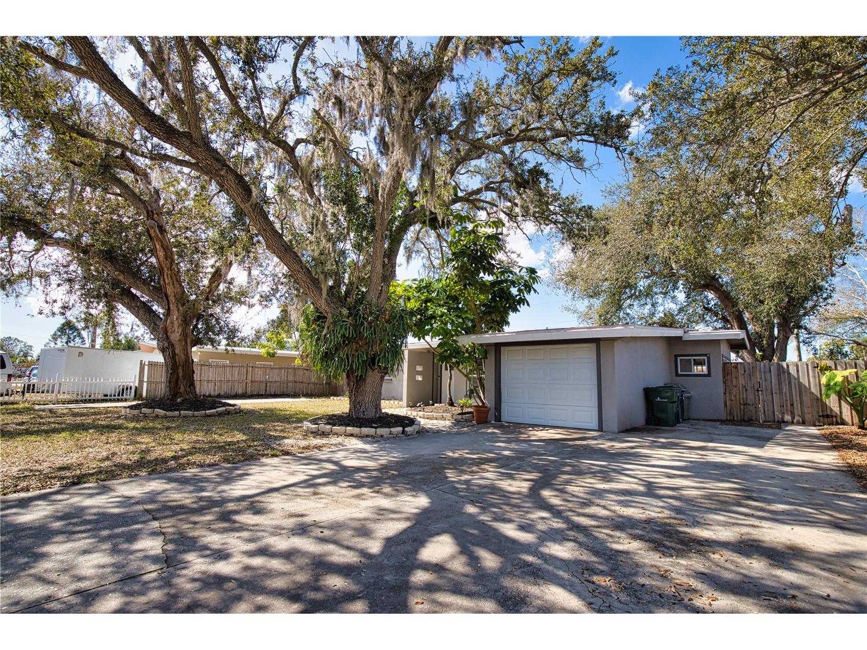 1937 Gold Avenue Sarasota FL 34235 N6142964 image8