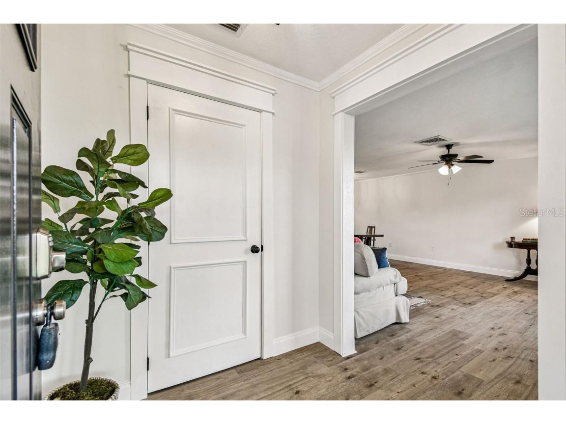 1937 Suzanne Lane Lakeland FL 33813 TB8440596 image10