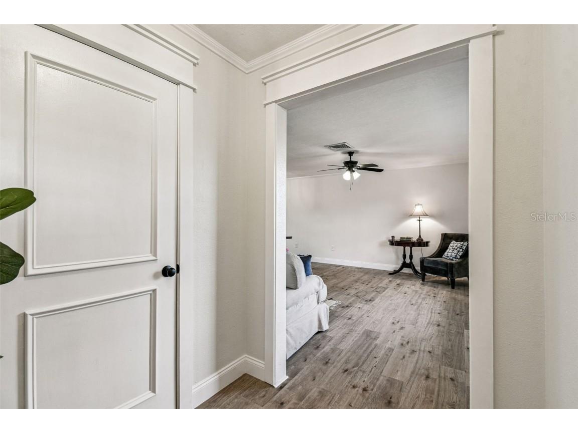 1937 Suzanne Lane Lakeland FL 33813 TB8440596 image11