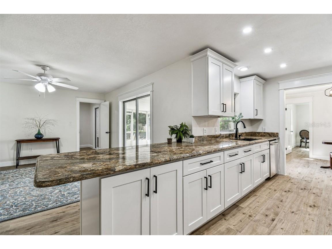 1937 Suzanne Lane Lakeland FL 33813 TB8440596 image27