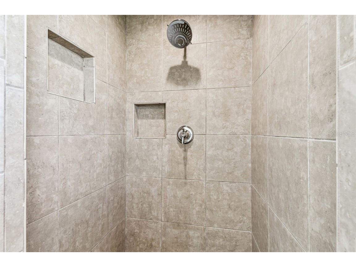 1937 Suzanne Lane Lakeland FL 33813 TB8440596 image39