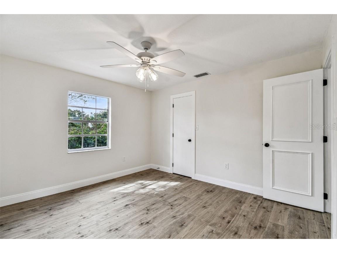 1937 Suzanne Lane Lakeland FL 33813 TB8440596 image56