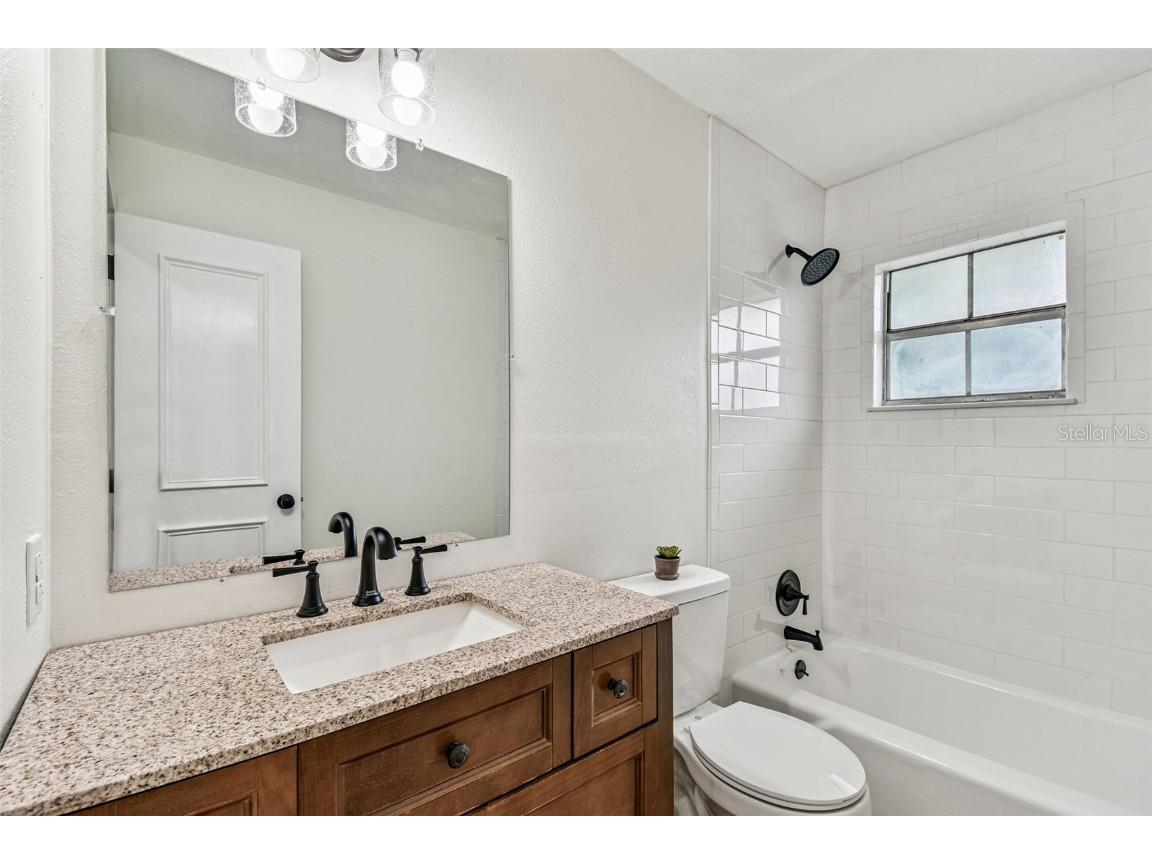 1937 Suzanne Lane Lakeland FL 33813 TB8440596 image57