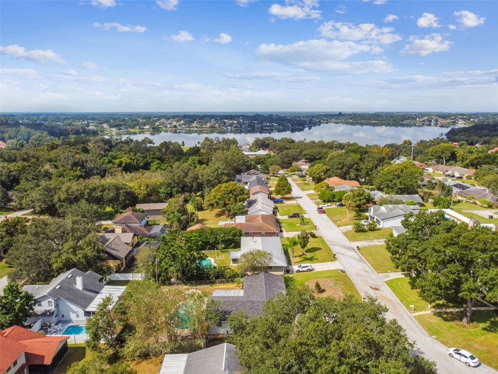 1937 Suzanne Lane Lakeland FL 33813 TB8440596 image97