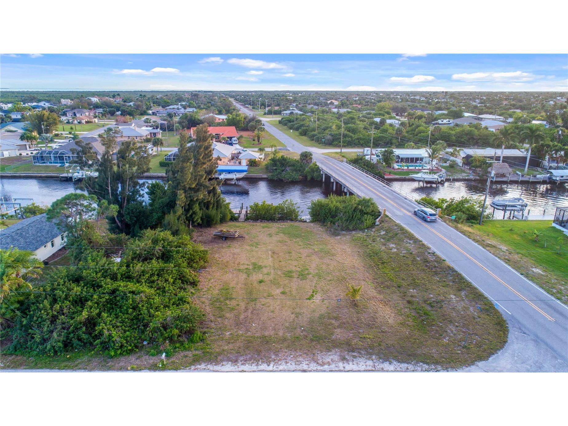 19379 Midway Boulevard Port Charlotte FL 33948 - COUNTRYMAN WATERWAY C7521712 image4