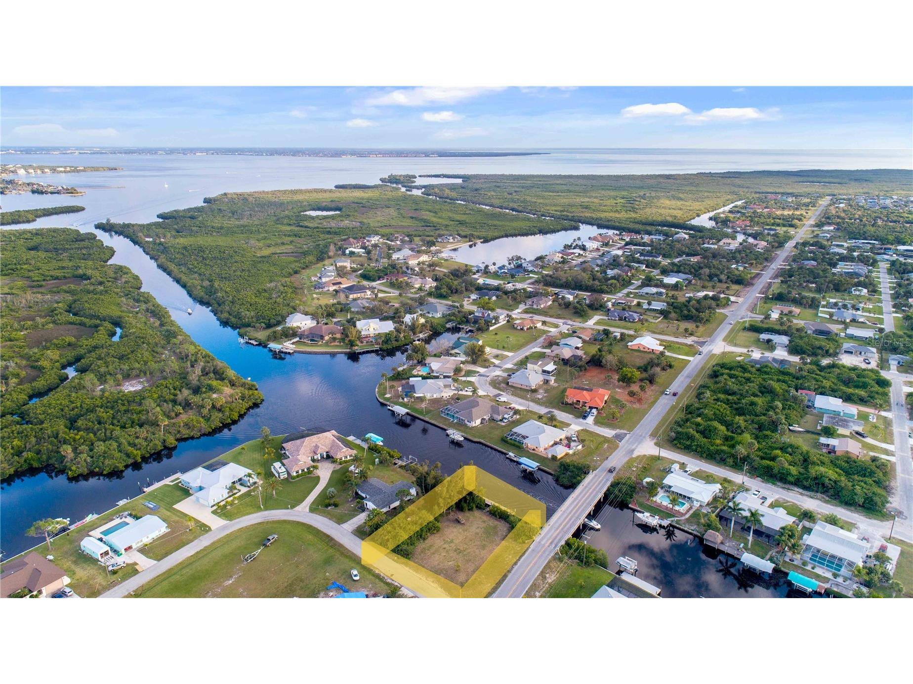 19379 Midway Boulevard Port Charlotte FL 33948 - COUNTRYMAN WATERWAY C7521712 image5