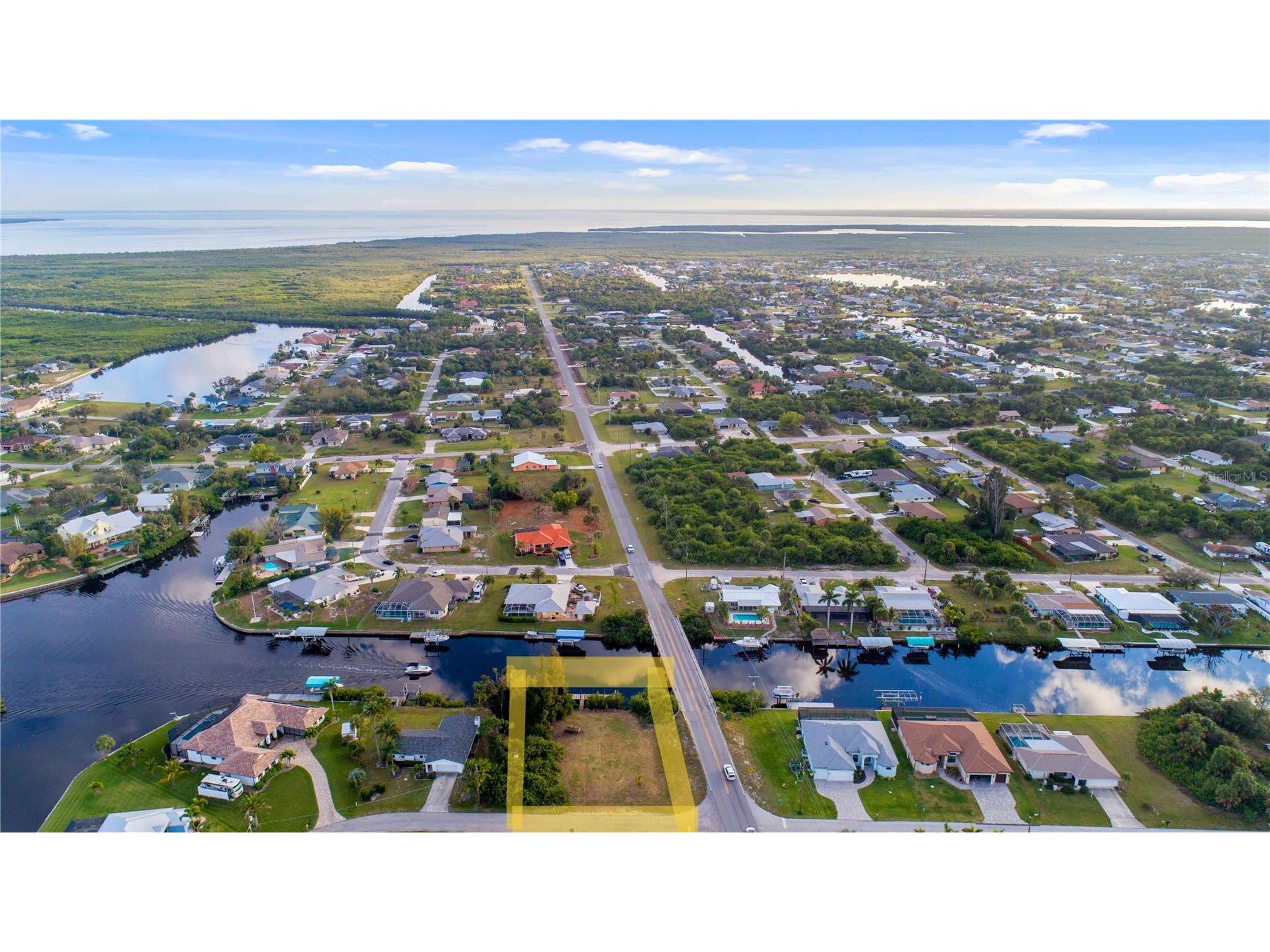 19379 Midway Boulevard Port Charlotte FL 33948 - COUNTRYMAN WATERWAY C7521712 image9