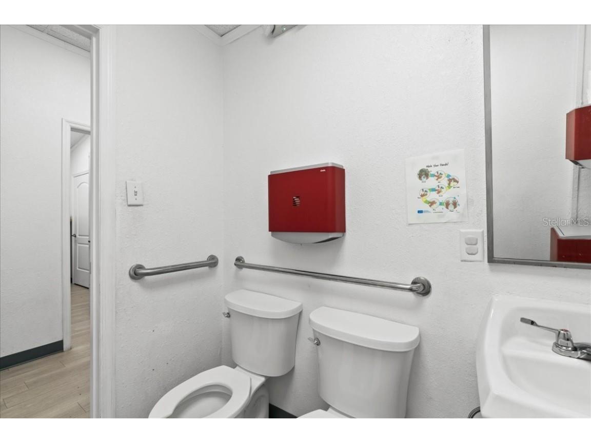 1938 NE Waldo Road Gainesville FL 32609 GC535305 image29