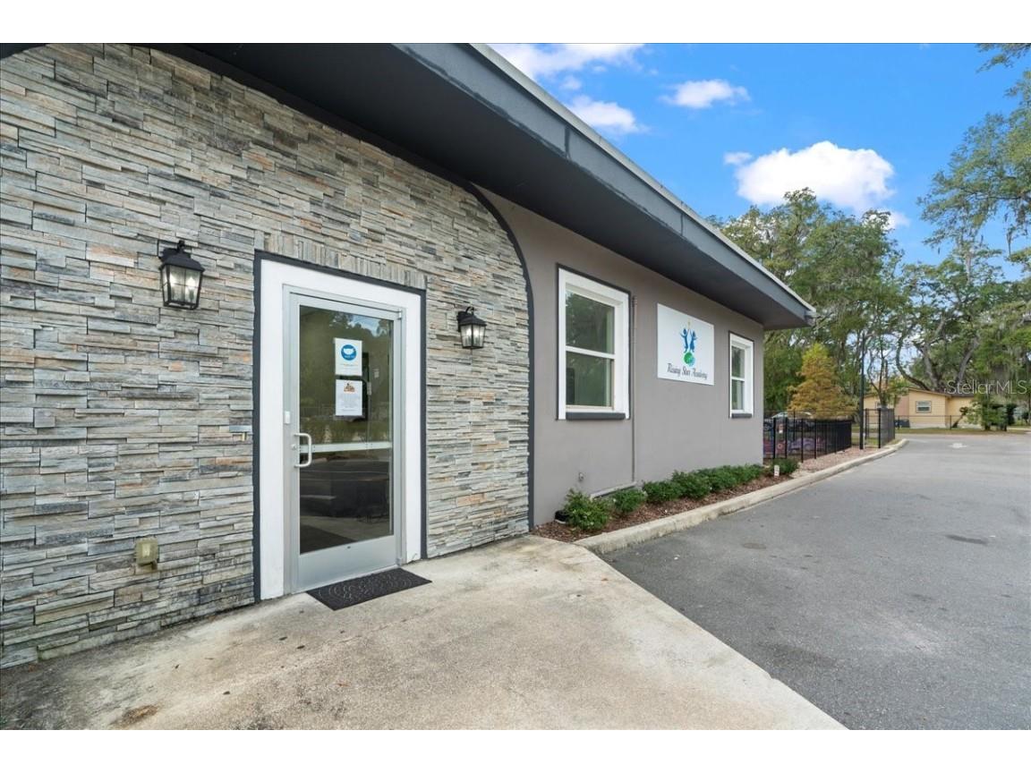 1938 NE Waldo Road Gainesville FL 32609 GC535305 image41