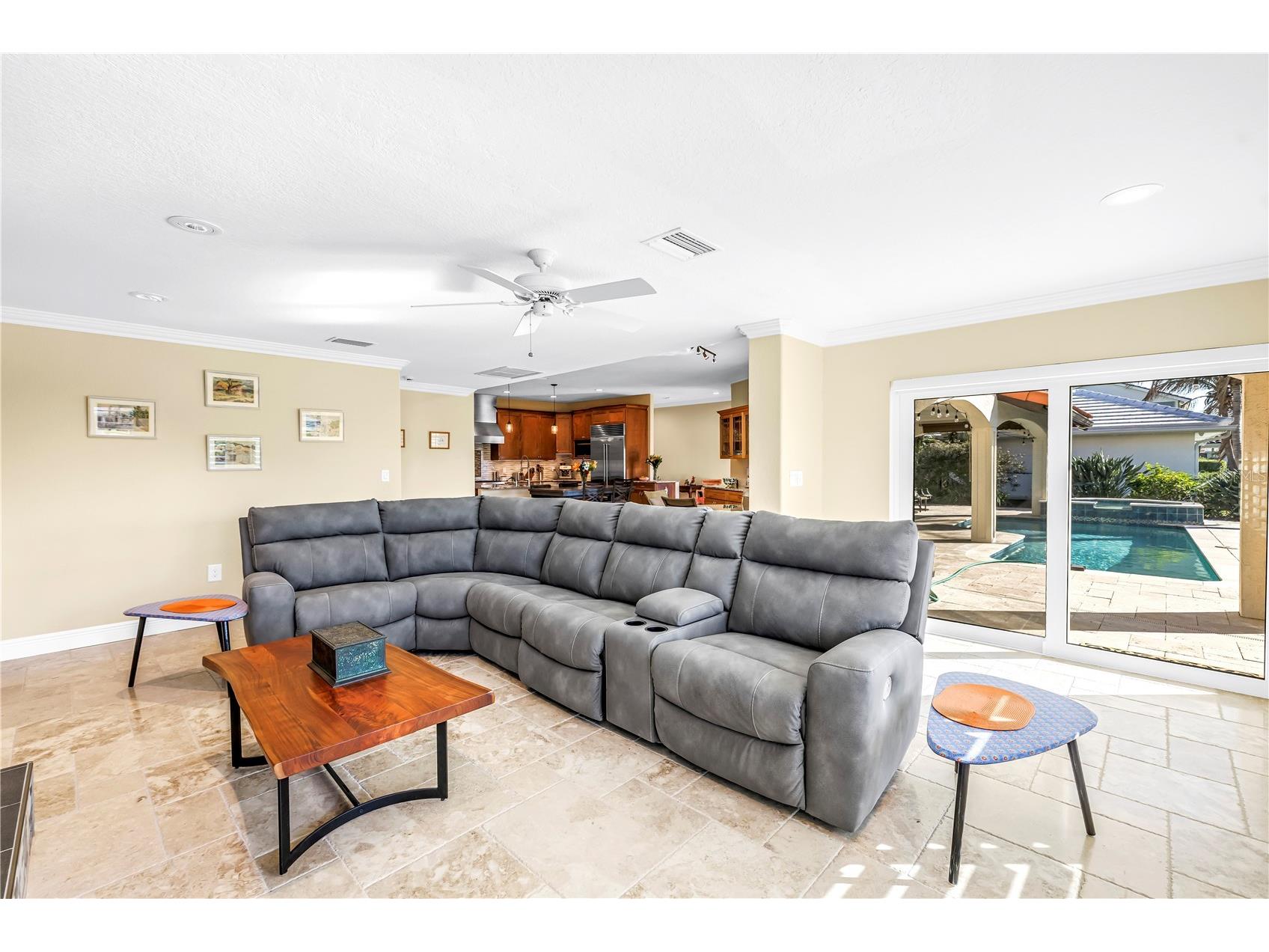1939 Hawaii Avenue NE Saint Petersburg FL 33703 TB8488287 image13