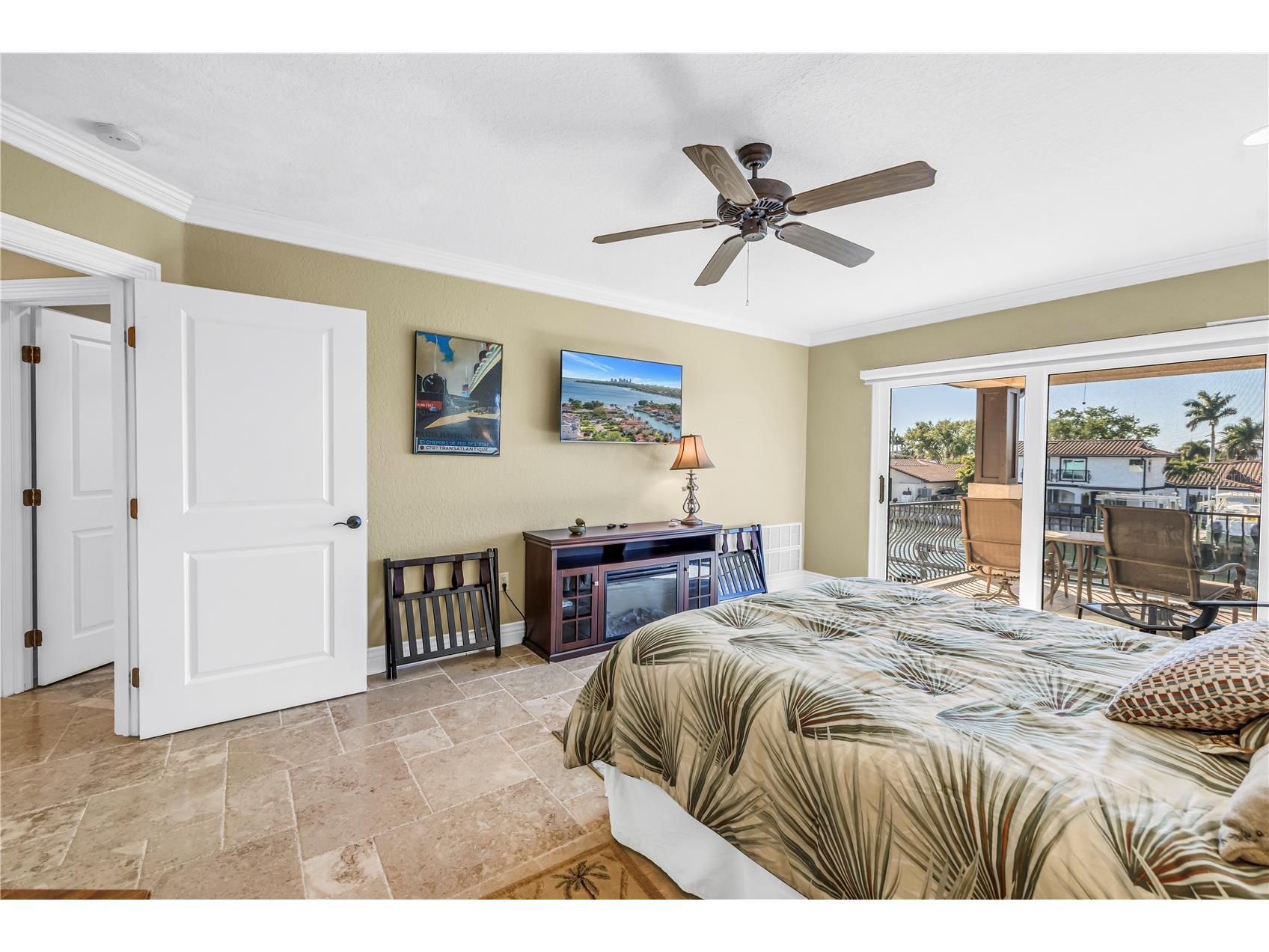 1939 Hawaii Avenue NE Saint Petersburg FL 33703 TB8488287 image28