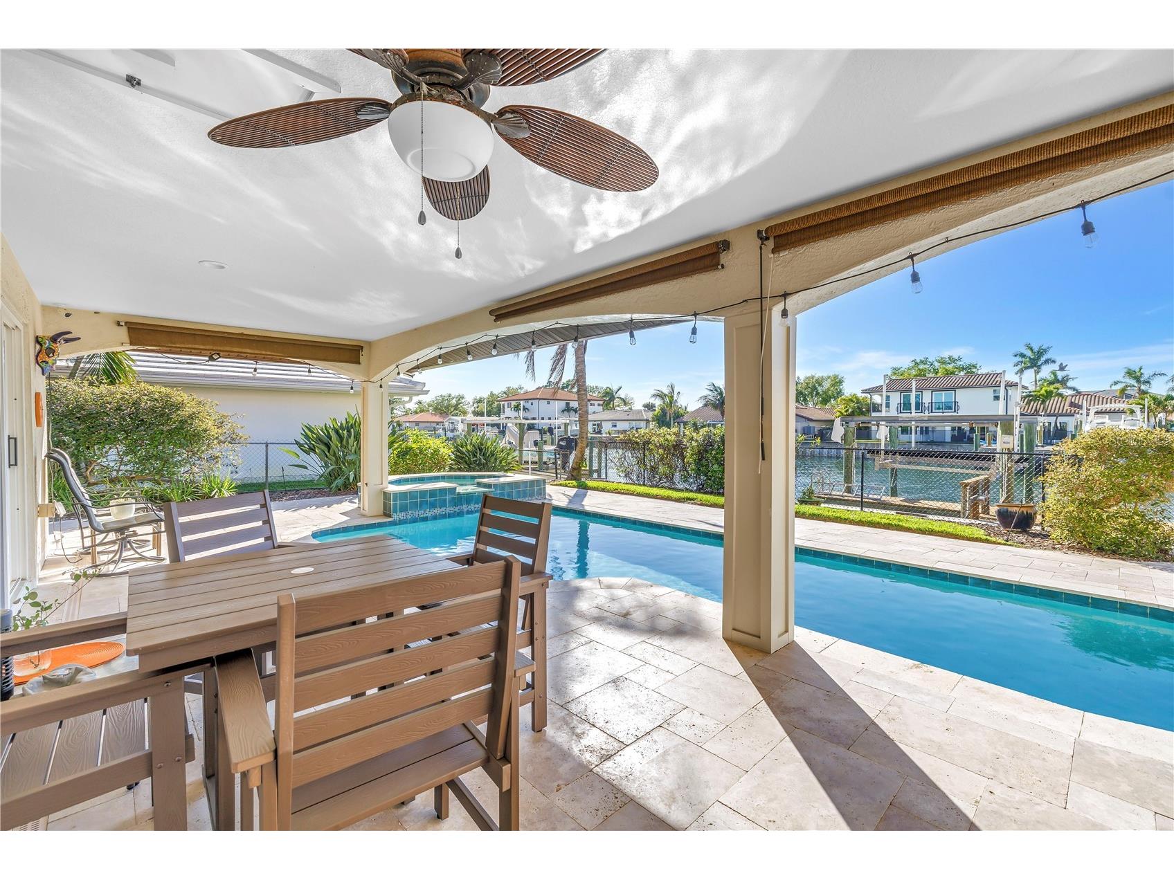 1939 Hawaii Avenue NE Saint Petersburg FL 33703 TB8488287 image38