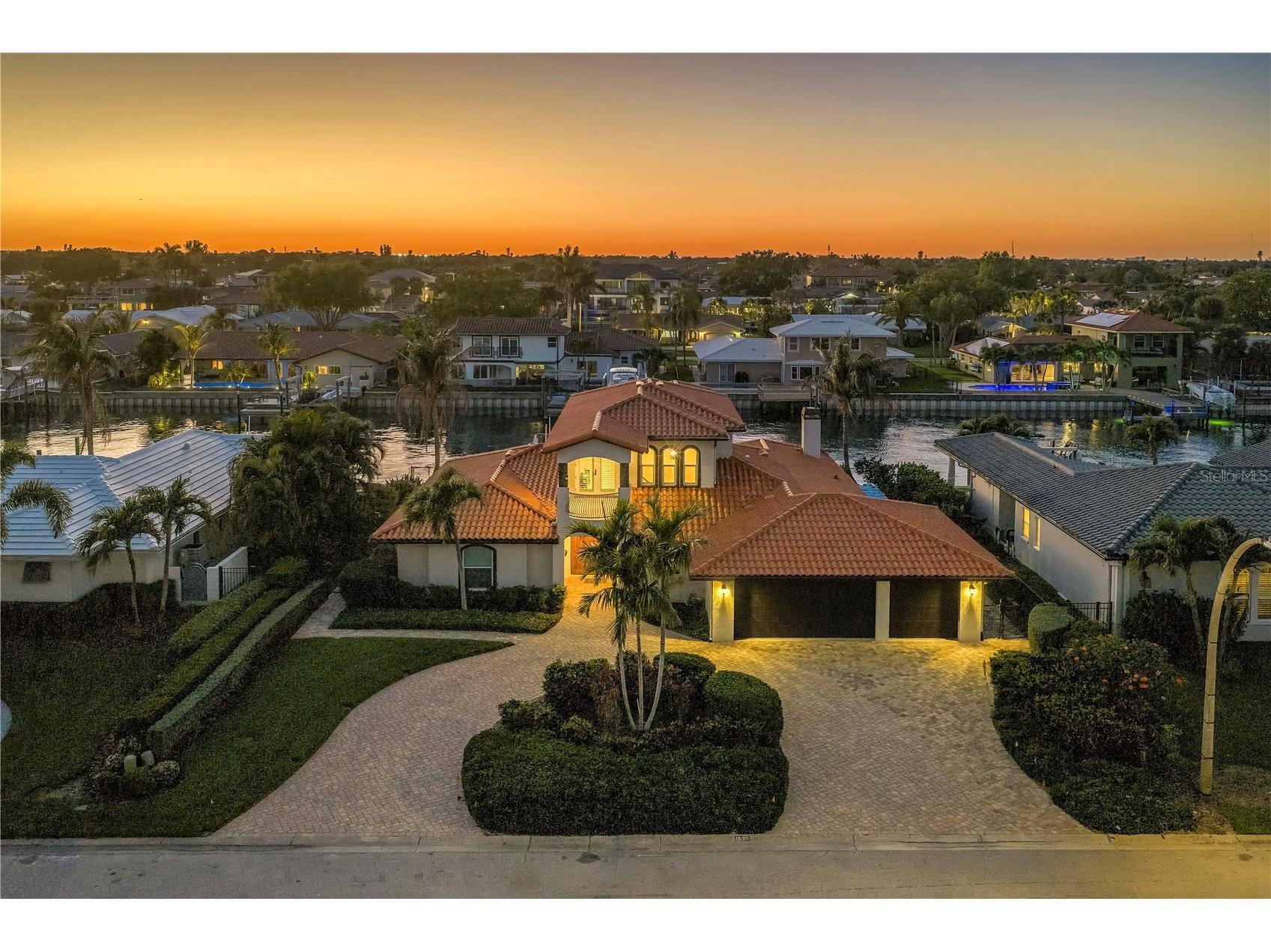 1939 Hawaii Avenue NE Saint Petersburg FL 33703 TB8488287 image46