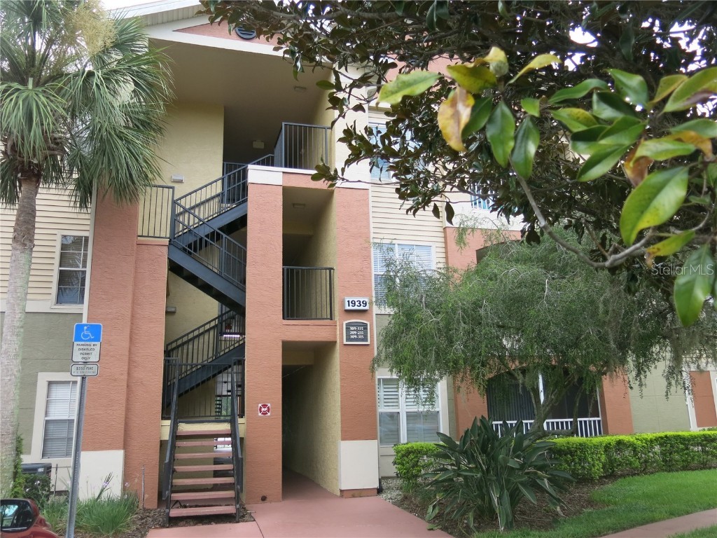 1939 Summer Club Drive #215 Oviedo FL 32765 O6131010 image1