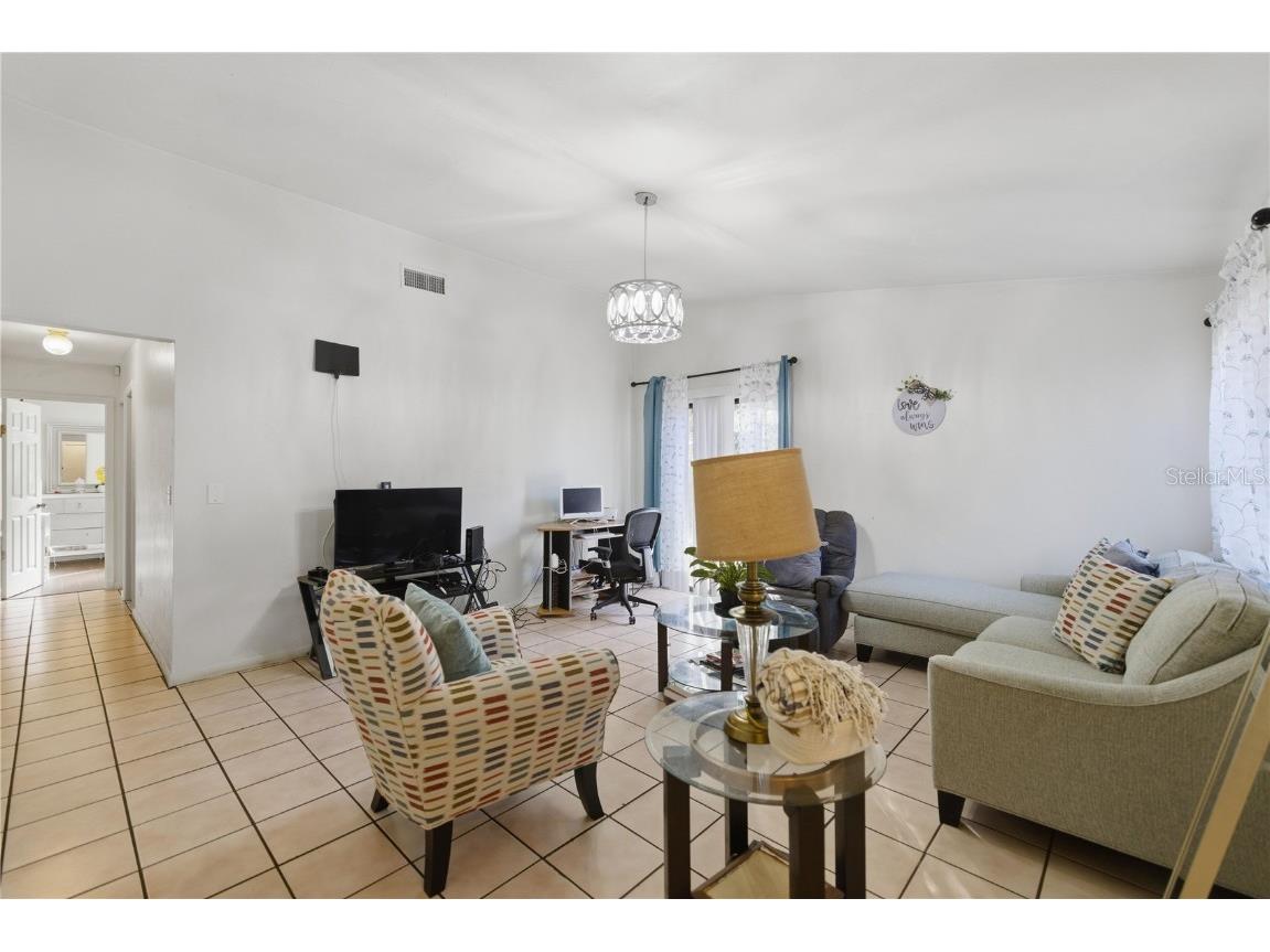 1939 SW 73rd Terrace Gainesville FL 32607 OM715216 image9