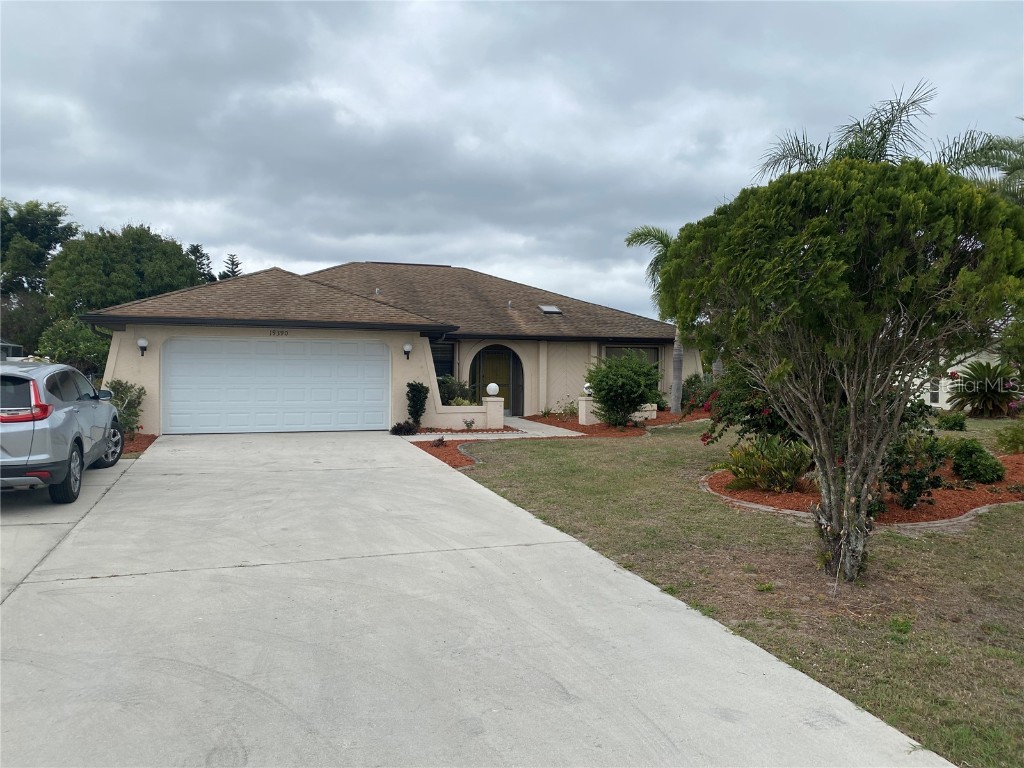 19390 Midway Boulevard Port Charlotte FL 33948 - CORN WATERWAY C7455791 image1