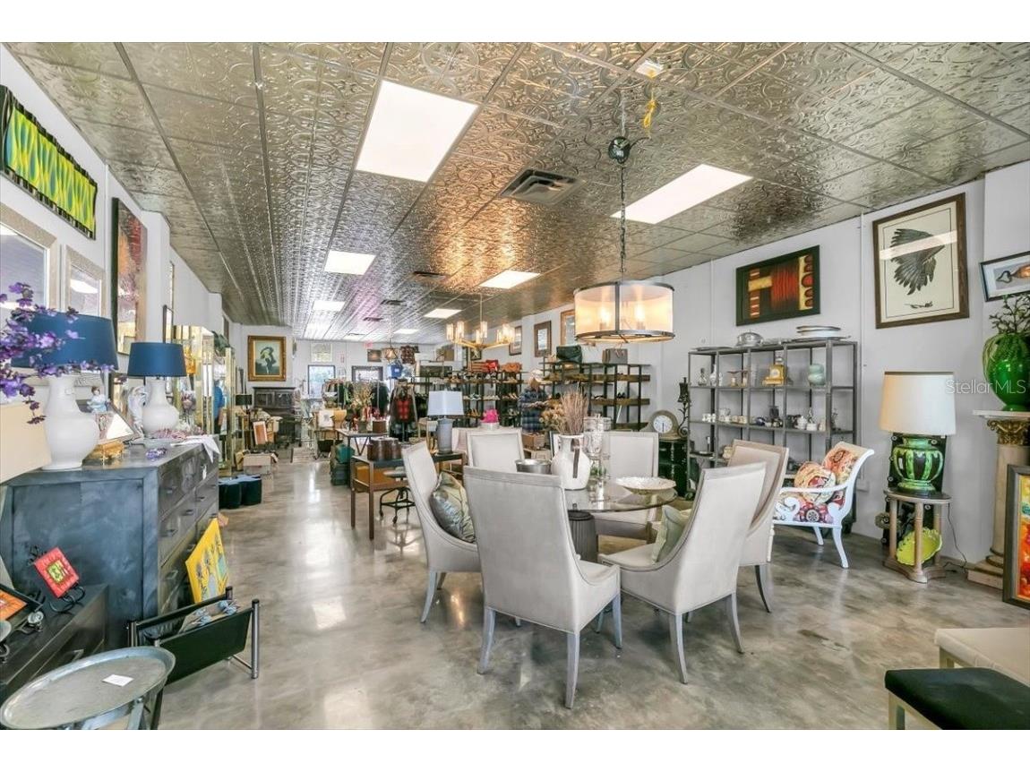 1940 Central Avenue Saint Petersburg FL 33712 TB8332147 image1