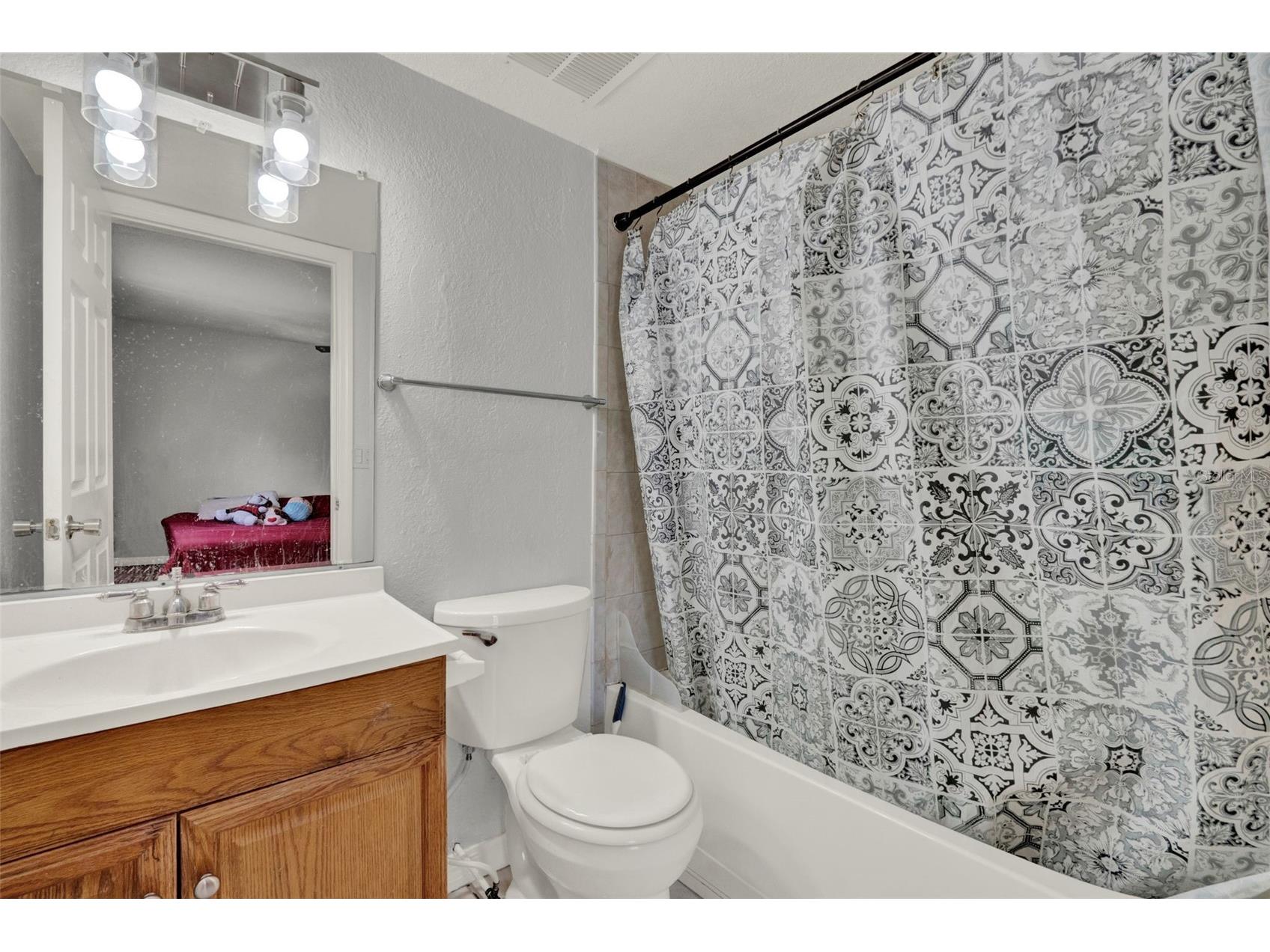 1940 Conway #8 Orlando FL 32812 O6424570 image13