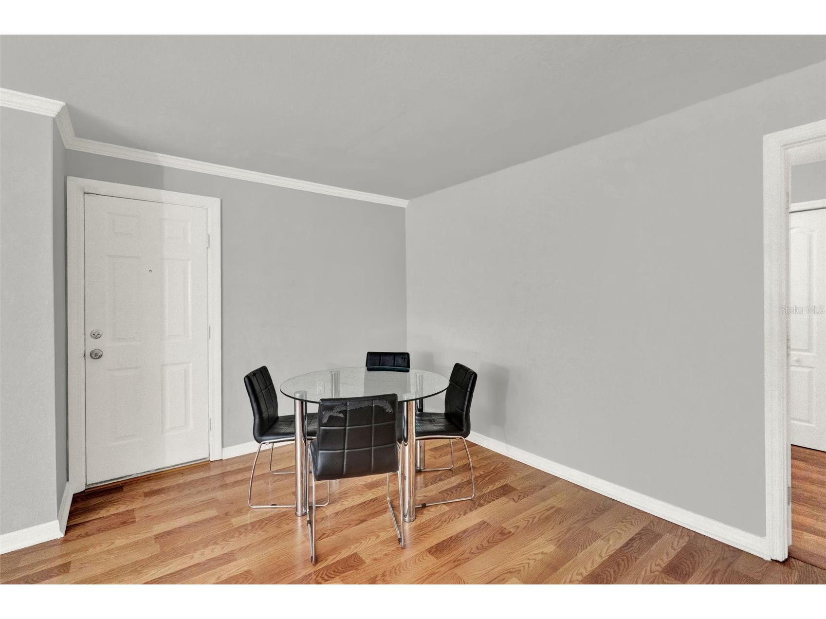 1940 Conway #8 Orlando FL 32812 O6424570 image6
