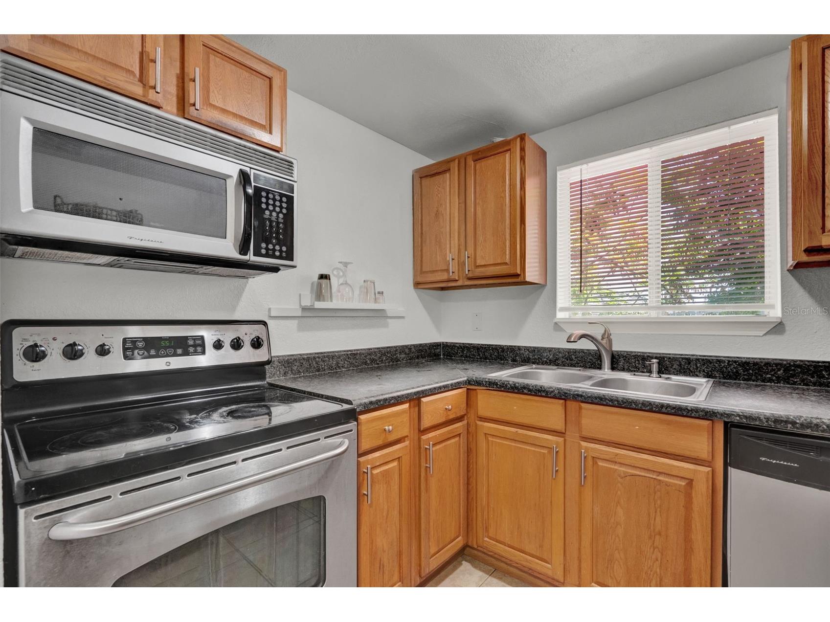 1940 Conway #8 Orlando FL 32812 O6424570 image8
