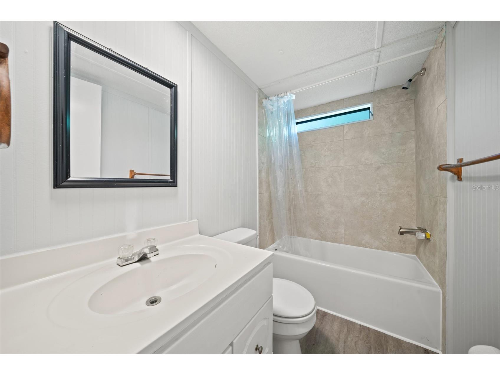 1940 Cr 428 Lake Panasoffkee FL 33538 TB8471975 image12