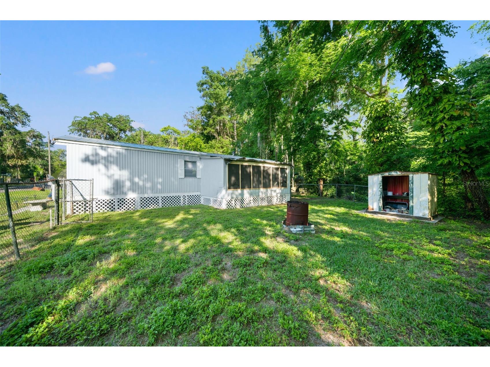1940 Cr 428 Lake Panasoffkee FL 33538 TB8471975 image16