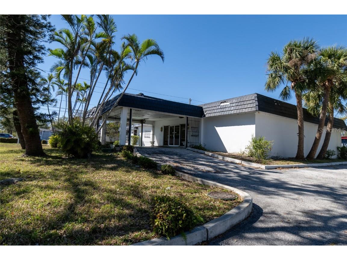 1940 Dr Martin Luther King Jr Street S Saint Petersburg FL 33705 TB8362671 image54