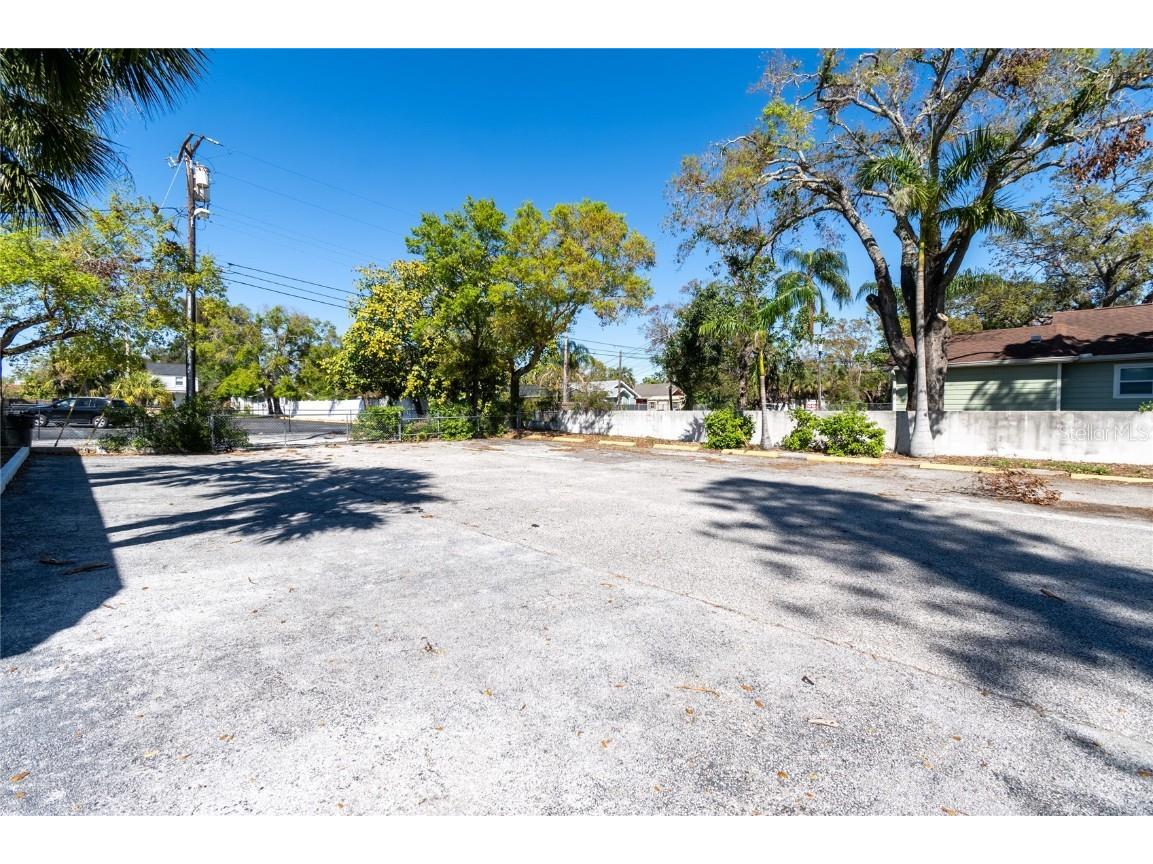 1940 Dr Martin Luther King Jr Street S Saint Petersburg FL 33705 TB8362671 image55
