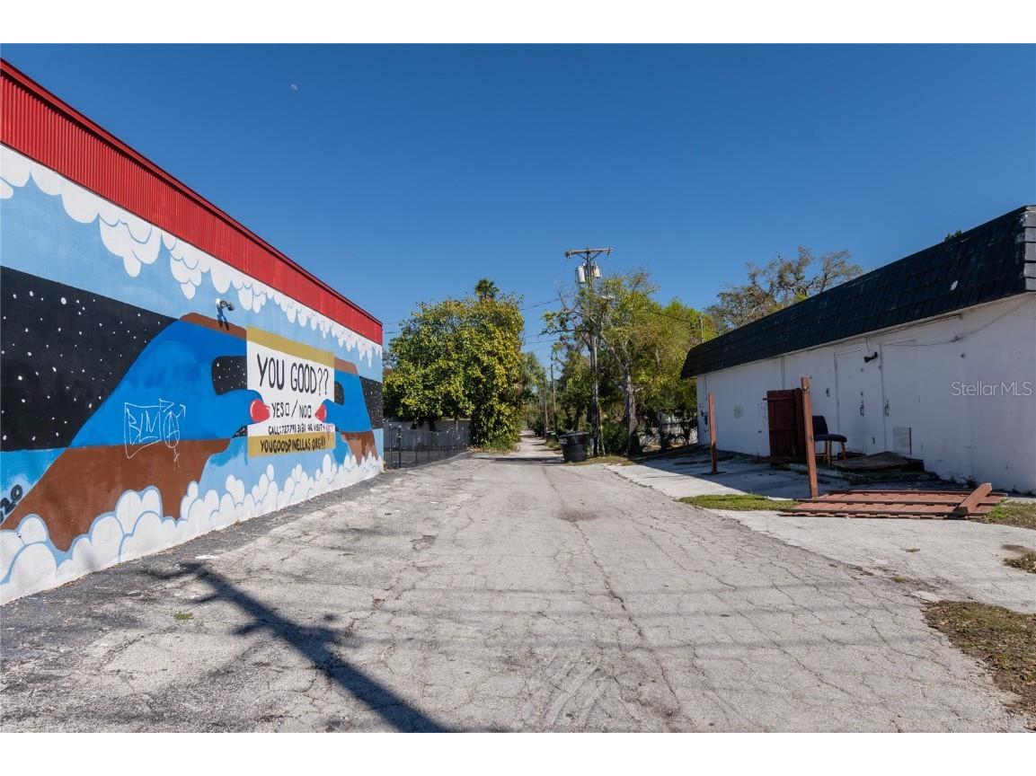 1940 Dr Martin Luther King Jr Street S Saint Petersburg FL 33705 TB8362671 image60