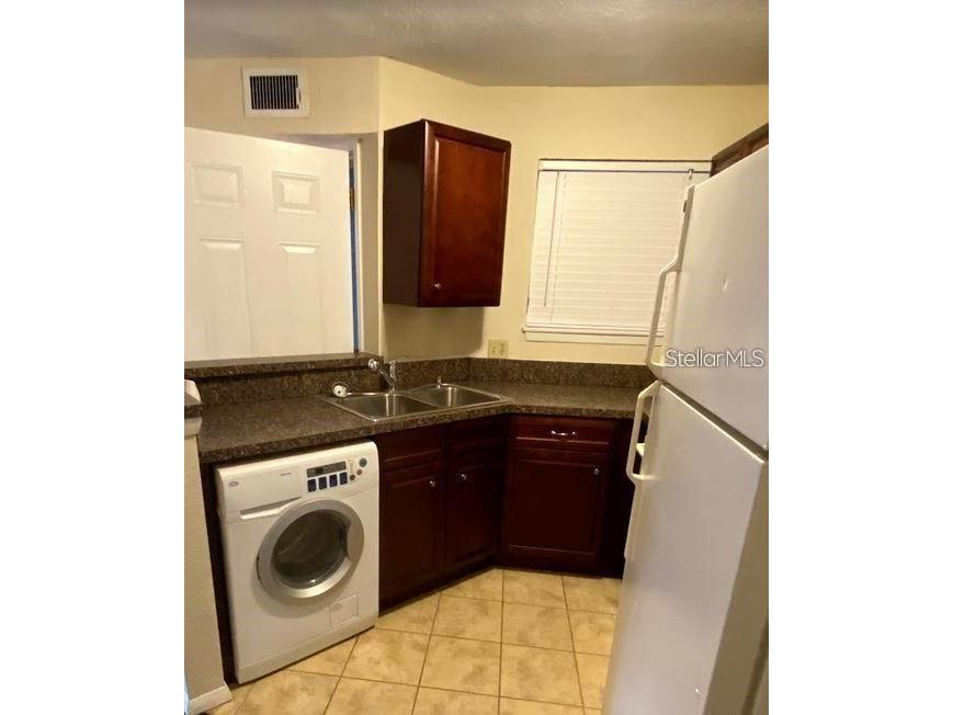 1940 Lake Atriums Circle #92 Orlando FL 32839 S5131988 image4