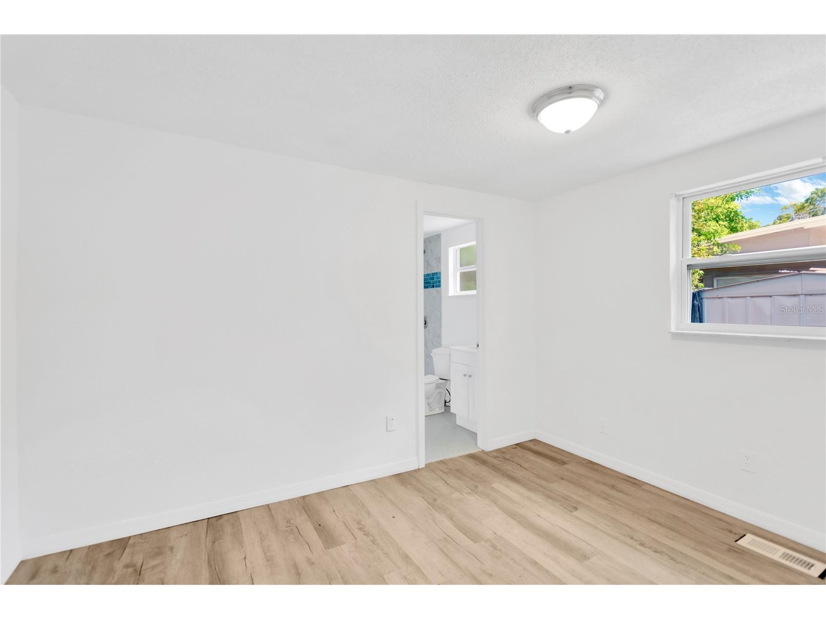 1940 N Betty Lane Clearwater FL 33755 TB8511403 image17