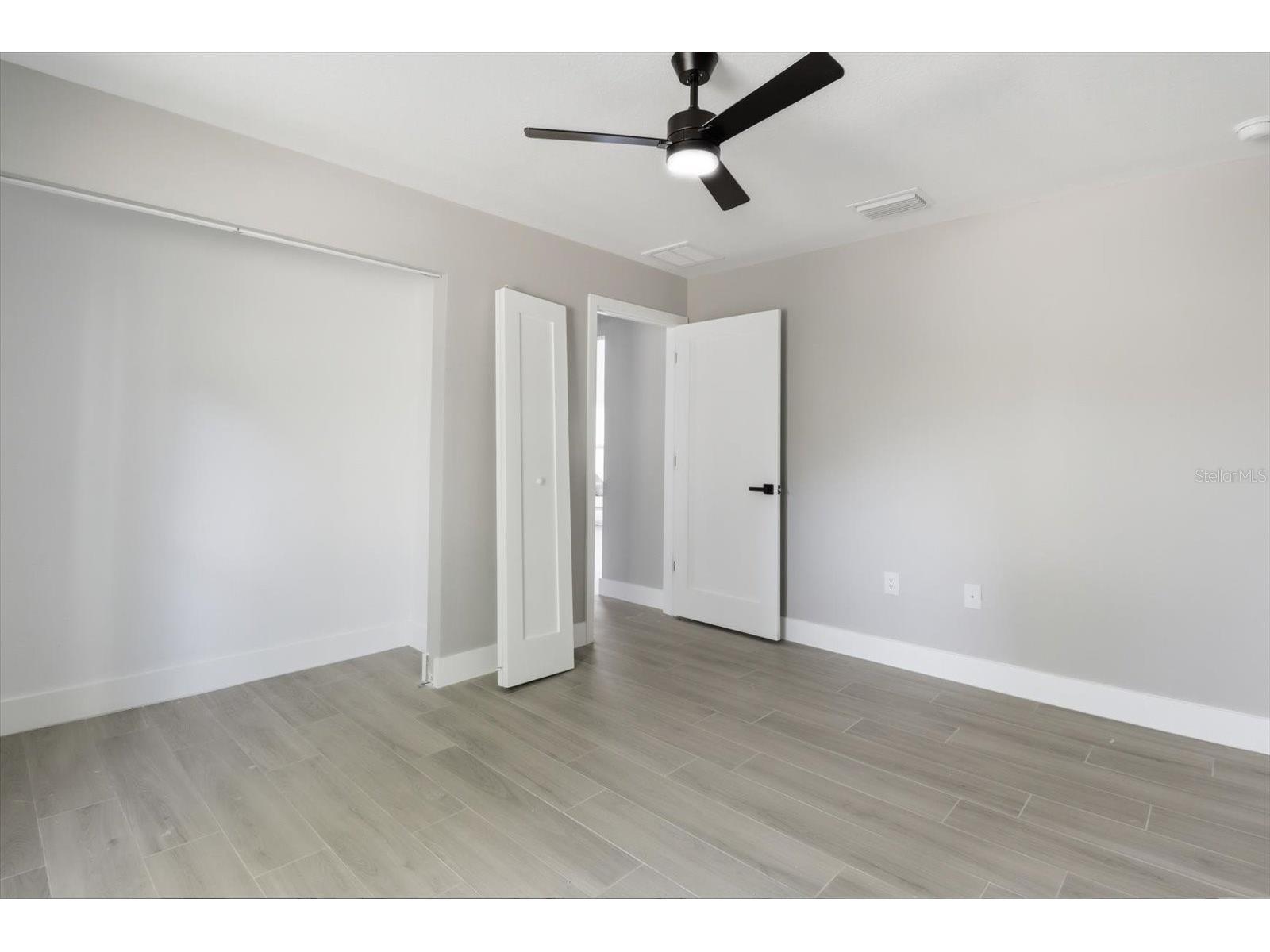 1940 W Quaker Lane Citrus Springs FL 34434 OM723123 image23
