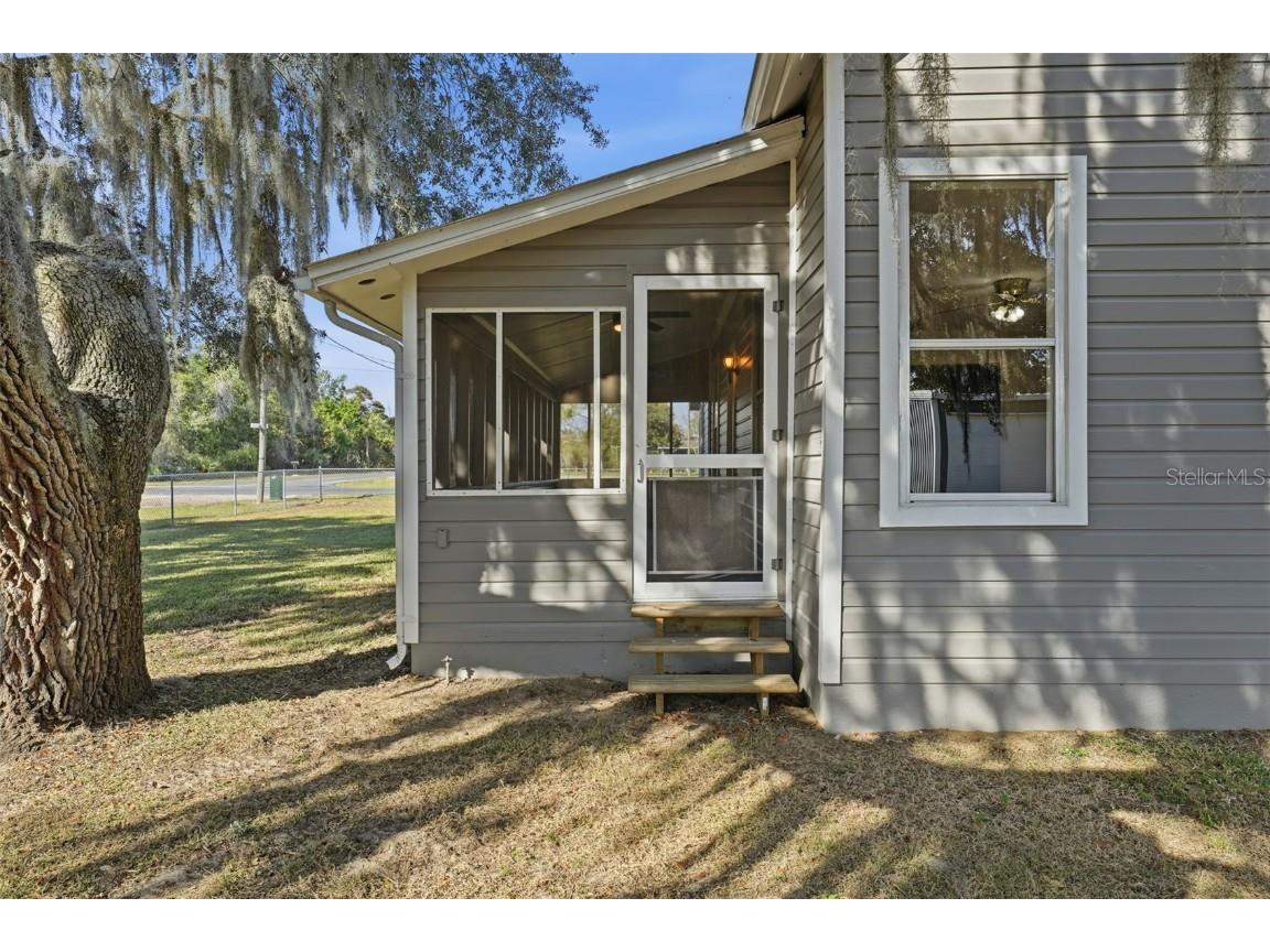19402 E 5th Street Umatilla FL 32784 G5105055 image7