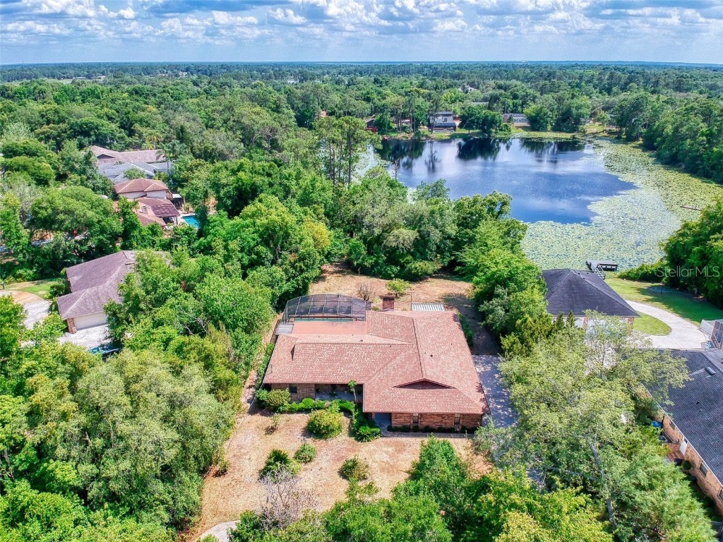 1941 Coble Drive Deltona FL 32738 - HELEY LAKE V4936105 image1