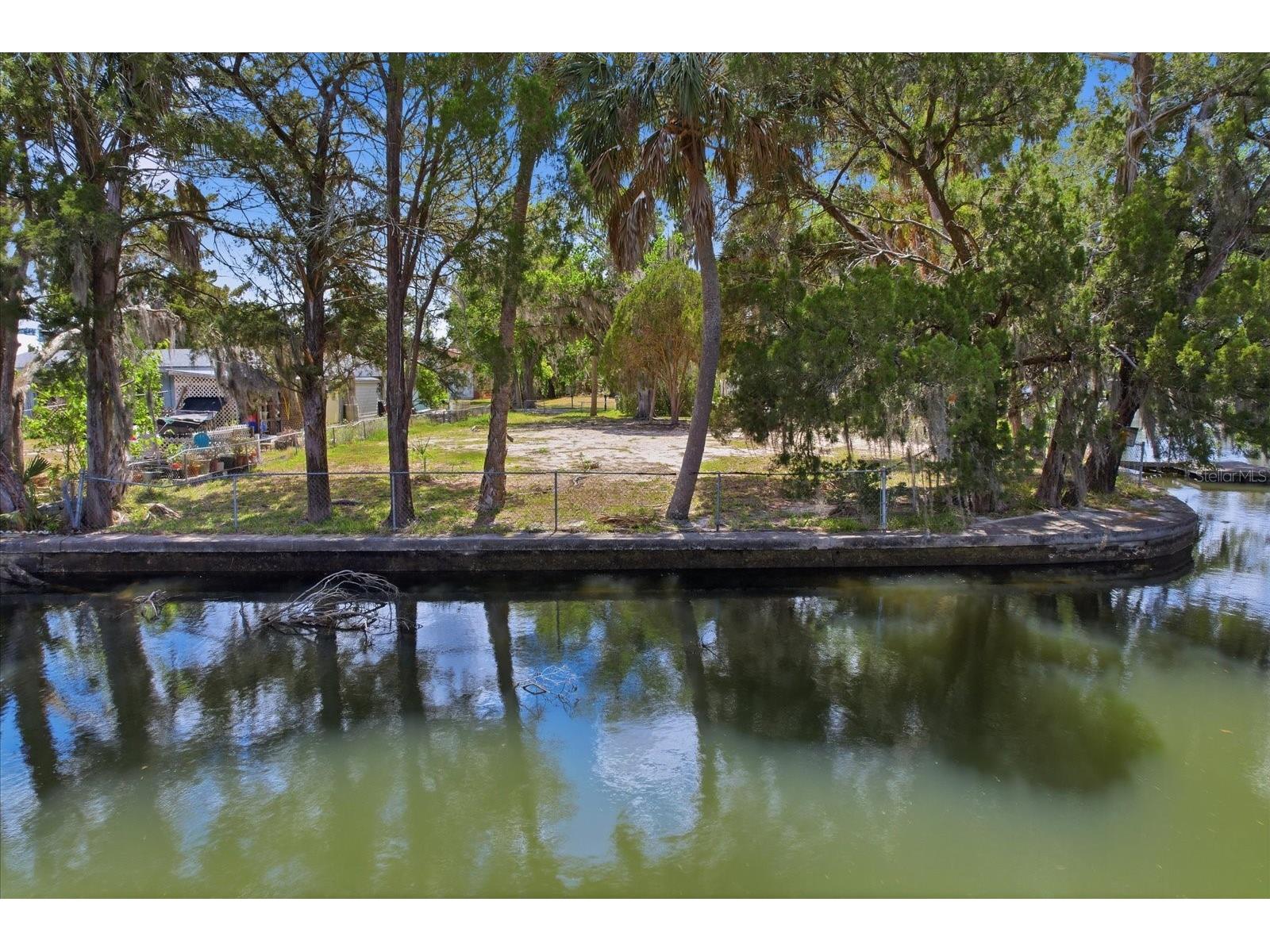 1941 NW 16th Street Crystal River FL 34428 TB8494168 image5