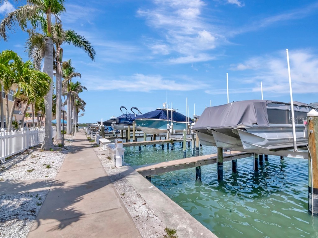 19417 Gulf Boulevard #B205 Indian Shores FL 33785 TB8345994 image35