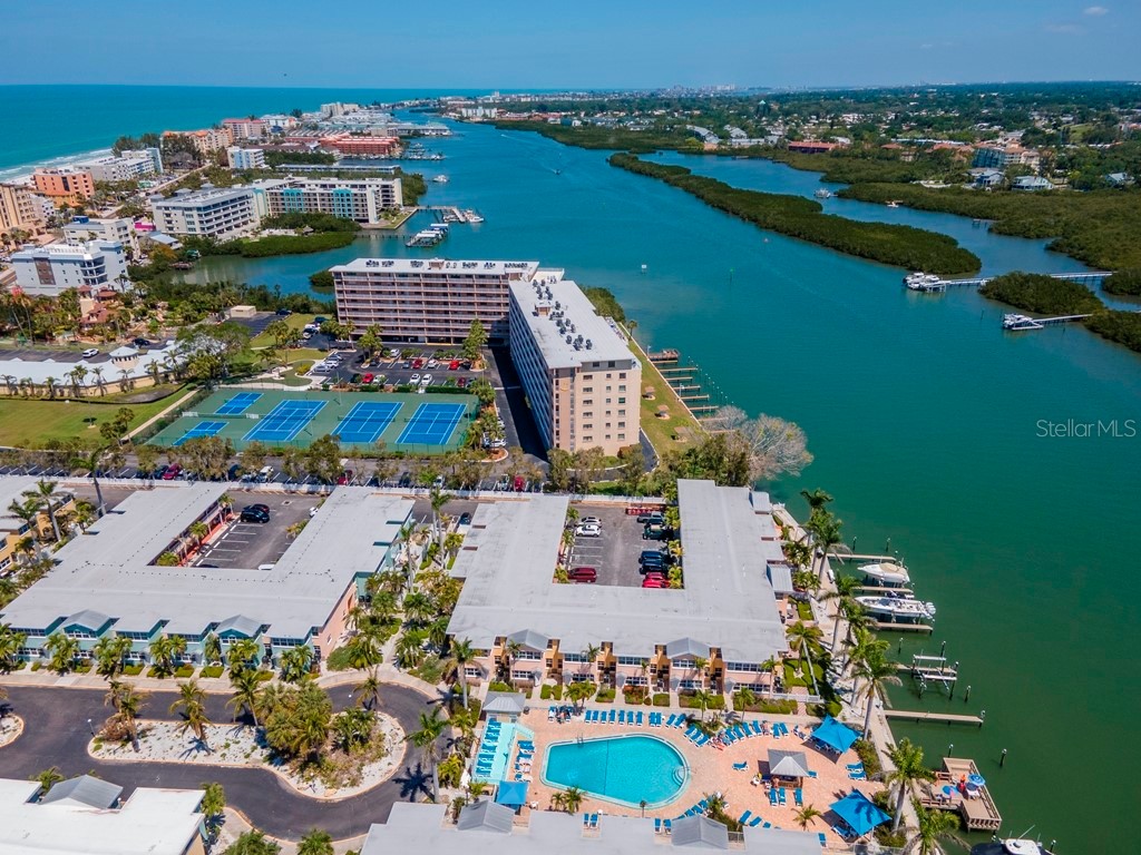 19417 Gulf Boulevard #B205 Indian Shores FL 33785 TB8345994 image58